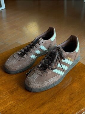 Mens Adidas Spezial Brown Suede Sneakers with Mint Stripes, US M 9.5